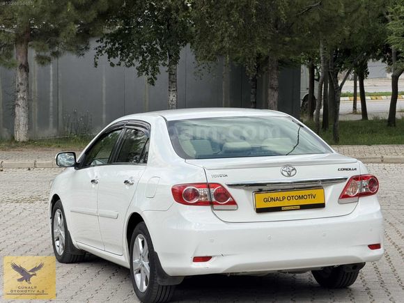 COROLLA 1.4-4D ELEGANT OTOMATIK