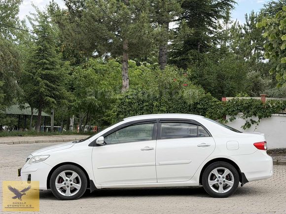 COROLLA 1.4-4D ELEGANT OTOMATIK