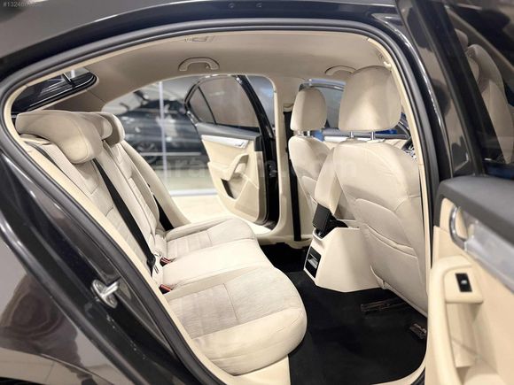 CEYLAN AUTODAN-STYLE-OCTAVİA-DİZEL-OTOMATİK-GERİ GÖRÜŞ-BEJ-