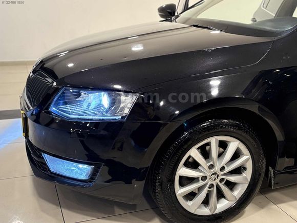 CEYLAN AUTODAN-STYLE-OCTAVİA-DİZEL-OTOMATİK-GERİ GÖRÜŞ-BEJ-