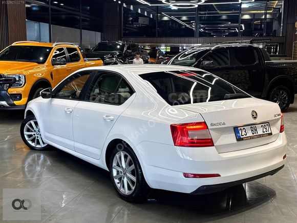2016 ÇIKIŞ TEMİZ AİLE ARACI SKODA OCTAVİA