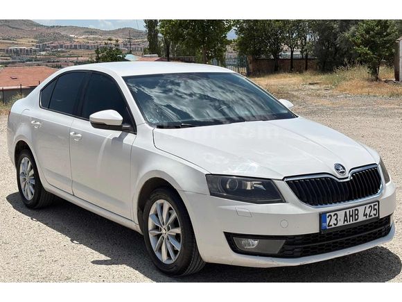 BAKIMLI DİZEL OTOMATİK OCTAVİA