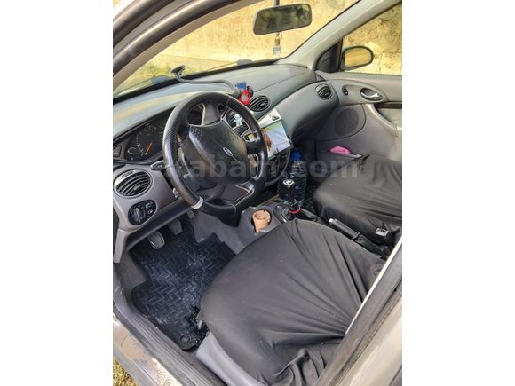 Sahibinden Ford Focus 1.6 Ghia 2001 Model