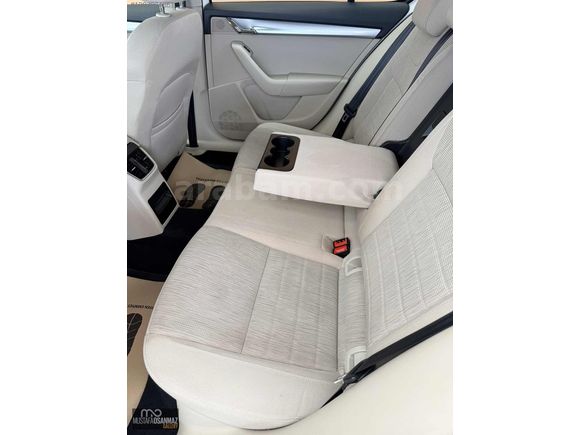 2016 İLK ELDEN ORİJİNAL 100.000 KM DE OCTAVİA 1.6TDİ STYLE CR PK