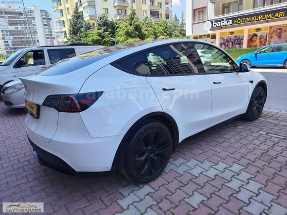 2024 TESLA MODEL Y RWD LEGACY 33500 KM.DE...
