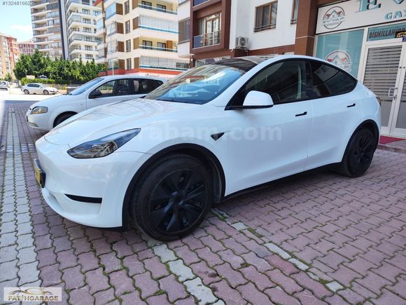 2024 TESLA MODEL Y RWD LEGACY 33500 KM.DE...