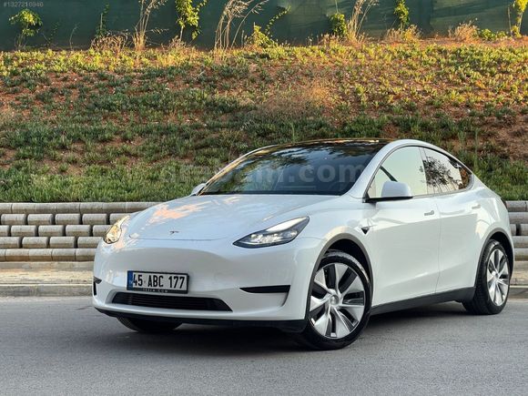 2024 TESLA MODEL Y LEGACY STANDARD RANGE RWD