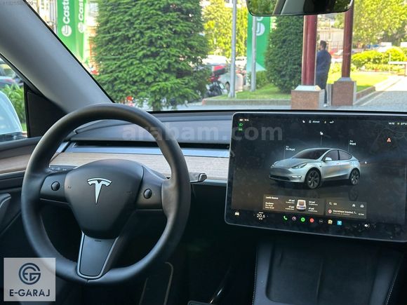 EGARAJ | 2024 TESLA MODEL Y STANDARD RANGE