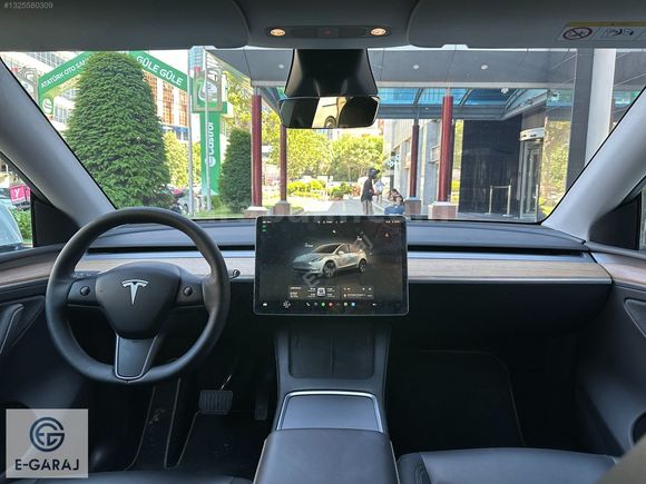 EGARAJ | 2024 TESLA MODEL Y STANDARD RANGE