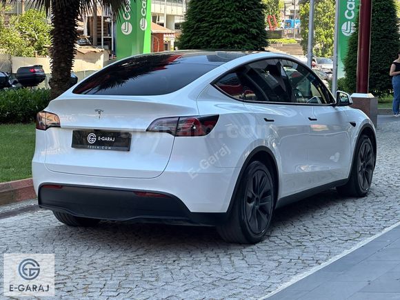 EGARAJ | 2024 TESLA MODEL Y STANDARD RANGE