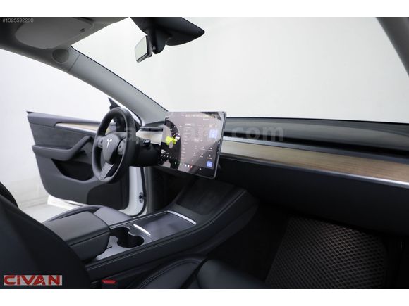 CİVAN 2024 TESLA MODEL Y RWD 218 HP-CAM TAVAN-ISITMA