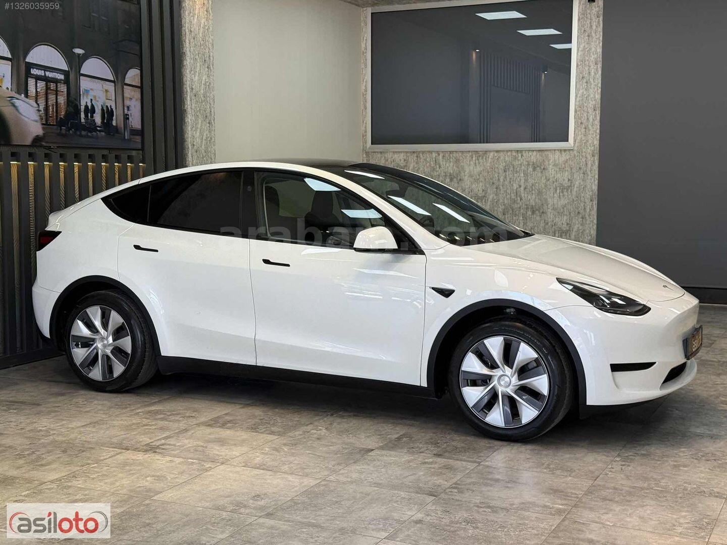 Galeriden Tesla Model Y RWD (Legacy) 2024 Model Sivas 37.000 km Beyaz 6