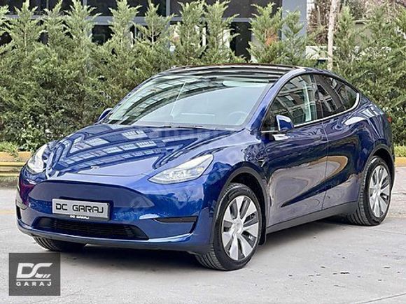 *DC GARAJ*TESLA MODEL Y/2024/33.000KM/DEEP BLUE/HATASIZ/BOYASIZ