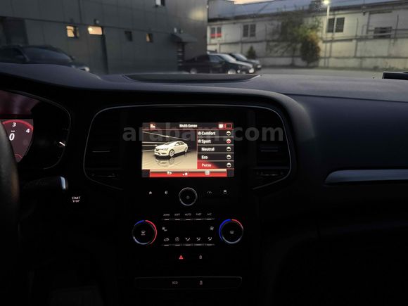 Sahibinden Renault Megane 1.5 Blue DCI Icon 2020 Model 