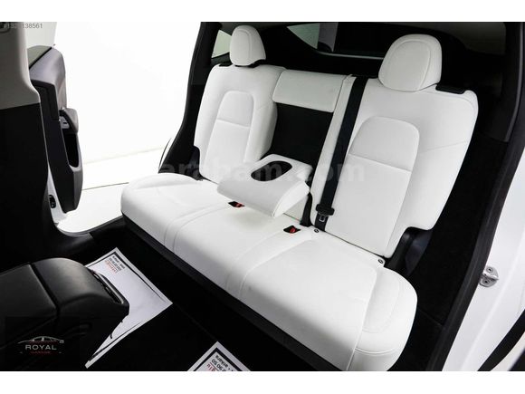 ROYAL GARAGE'DAN TESLA-LONG RANGE-İÇİ BEYAZ-20 JANT-HATASIZ
