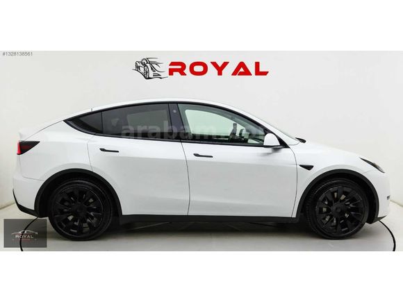 ROYAL GARAGE'DAN TESLA-LONG RANGE-İÇİ BEYAZ-20 JANT-HATASIZ