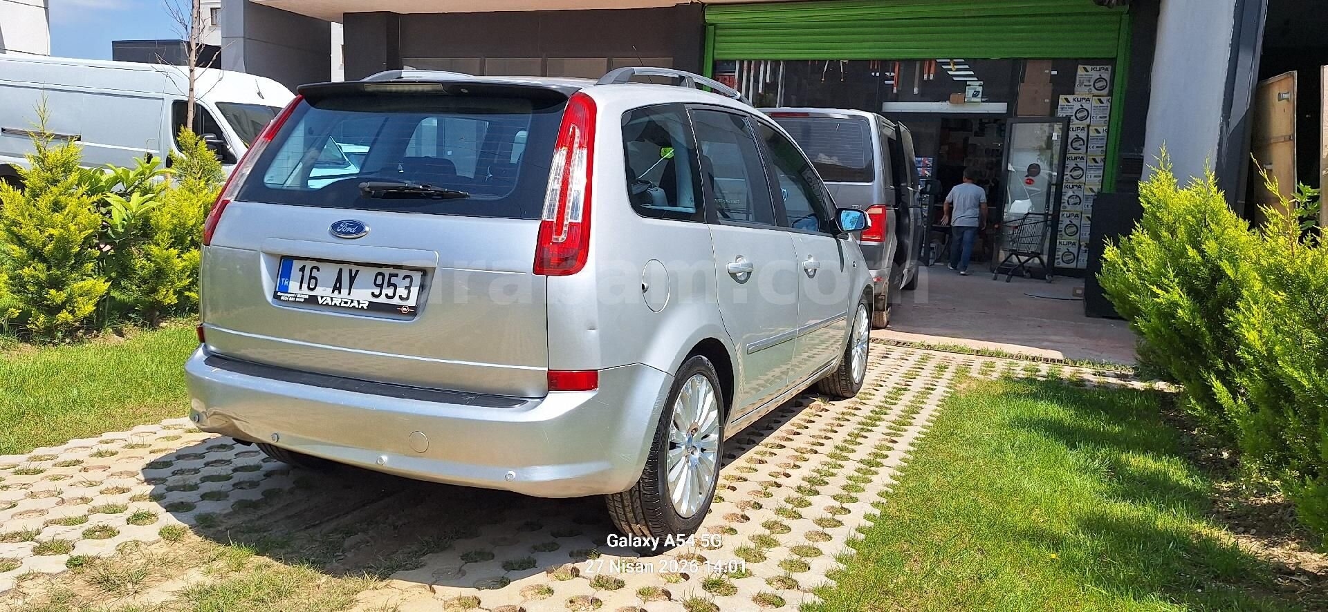 Sahibinden Ford C-Max 1.6 TDCi Titanium 2008 Model Bursa 240.000 km Gri 4