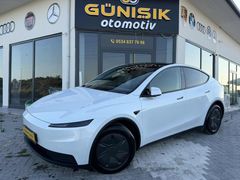 BOYASIZ-DEĞİŞENSİZ-TRAMERSİZ-2025-TESLA-MODEL-Y-OTO-PİLOT