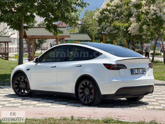TESLA MODEL Y PERFORMANCE LEGACY FSD VE AKILLI SUMMON ALINMIS
