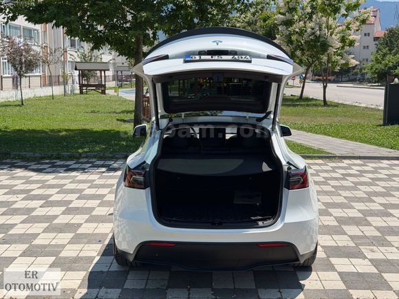 TESLA MODEL Y PERFORMANCE LEGACY FSD VE AKILLI SUMMON ALINMIS