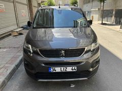 Sahibinden Peugeot Rifter 1.5 BlueHDI Allure 2022 Model 