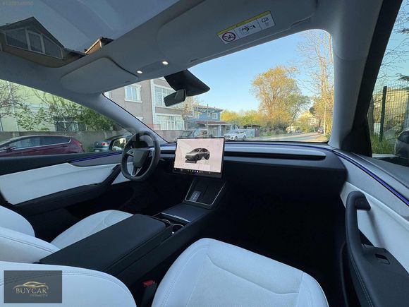 BUY CAR'DAN 2025 TESLA Model Y RWD JuniperHATASIZ K.K 12 TAKSİT