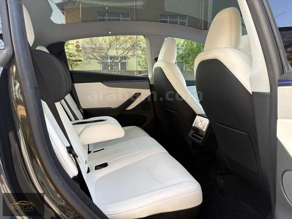 BUY CAR'DAN 2025 TESLA Model Y RWD JuniperHATASIZ K.K 12 TAKSİT