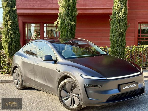 BUY CAR'DAN 2025 TESLA Model Y RWD JuniperHATASIZ K.K 12 TAKSİT