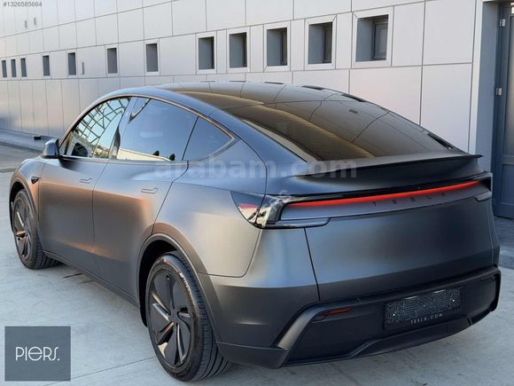 Pier's | 2025 Tesla Premium 15.000 Km ARAÇ İZMİRDE