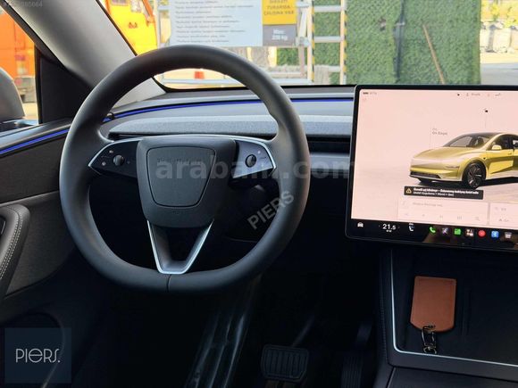 Pier's | 2025 Tesla Premium 15.000 Km ARAÇ İZMİRDE