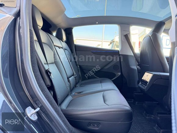 Pier's | 2025 Tesla Premium 15.000 Km ARAÇ İZMİRDE