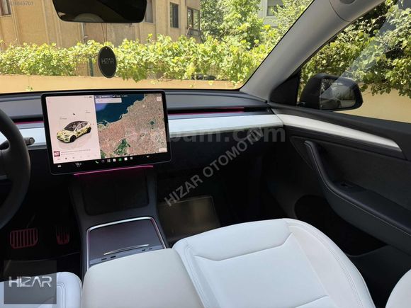 BOYASIZ TESLA PERFORMANCE 534HP MİDNİGHT CHERY İÇİ BEYAZ FSD