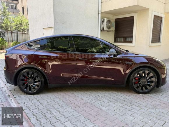 BOYASIZ TESLA PERFORMANCE 534HP MİDNİGHT CHERY İÇİ BEYAZ FSD