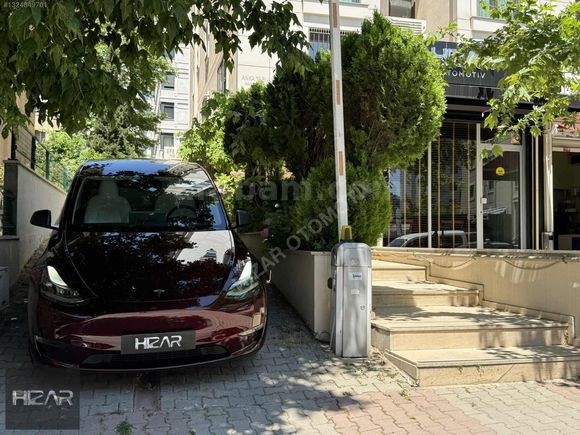 BOYASIZ TESLA PERFORMANCE 534HP MİDNİGHT CHERY İÇİ BEYAZ FSD