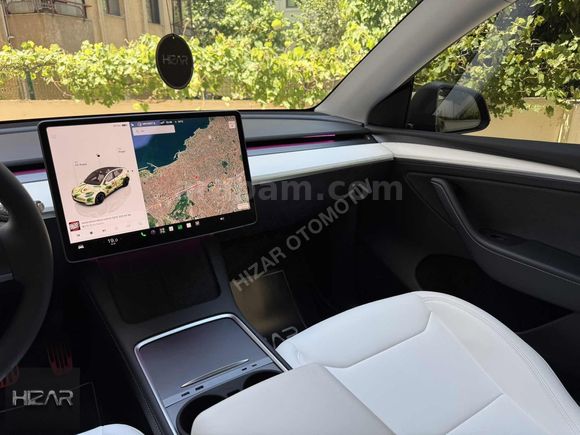BOYASIZ TESLA PERFORMANCE 534HP MİDNİGHT CHERY İÇİ BEYAZ FSD
