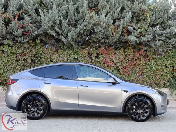 2023 TESLA MODEL Y-LONG RANGE QUİCKSİLVER 20 JANT ÇEKİ DEMİRİ