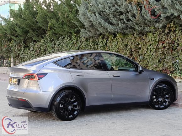 2023 TESLA MODEL Y-LONG RANGE QUİCKSİLVER 20 JANT ÇEKİ DEMİRİ