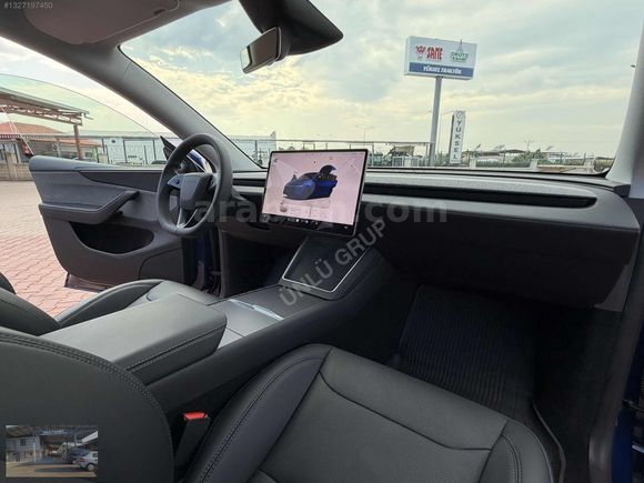 ÜNLÜ GRUP TAN 2025 TESLA MODEL Y JUNİPER PREMIUM HATASIZ