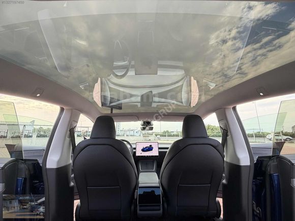 ÜNLÜ GRUP TAN 2025 TESLA MODEL Y JUNİPER PREMIUM HATASIZ