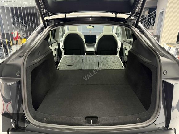 -VALERY- Boyasız 2025 16.000 Km Premium,İçi Beyaz,EAP OtoPilot