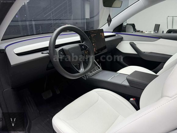 -VALERY- Boyasız 2025 16.000 Km Premium,İçi Beyaz,EAP OtoPilot