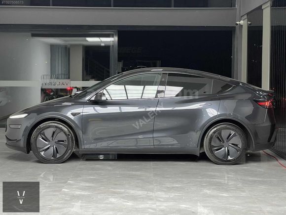 -VALERY- Boyasız 2025 16.000 Km Premium,İçi Beyaz,EAP OtoPilot