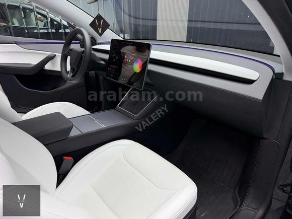 -VALERY- Boyasız 2025 16.000 Km Premium,İçi Beyaz,EAP OtoPilot