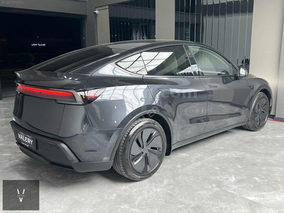 -VALERY- Boyasız 2025 16.000 Km Premium,İçi Beyaz,EAP OtoPilot