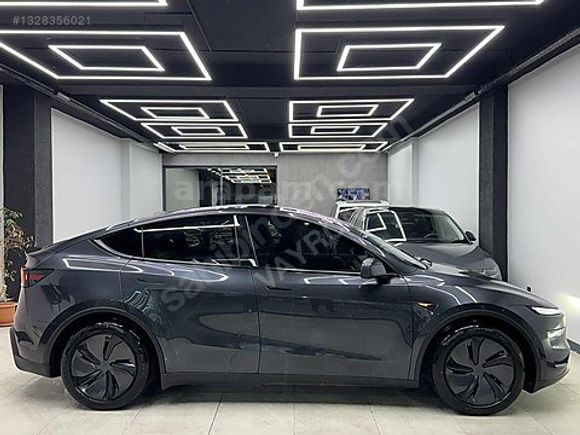 2025 TESLA RWD 9.800KM JUNİPER/CAM TAVAN/ARKA EKRAN/OTOPLOT/FULL