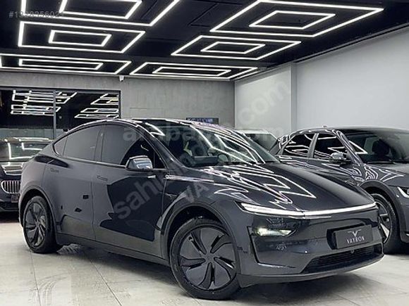 2025 TESLA RWD 9.800KM JUNİPER/CAM TAVAN/ARKA EKRAN/OTOPLOT/FULL