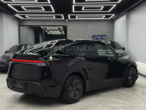 2025 TESLA RWD 6.050KM JUNİPER/CAM TAVAN/ARKA EKRAN/OTOPLOT/FULL