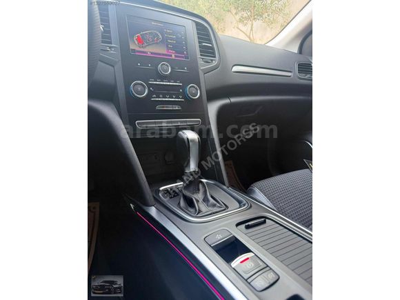 2018.İCON OTOMATİK RENAULT MEGANE