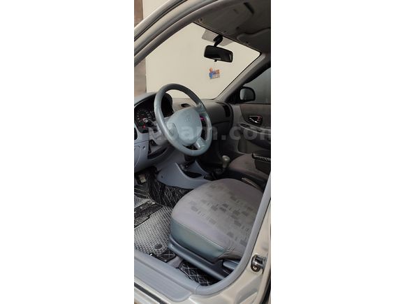 Sahibinden Hyundai Accent 1.3 Admire 2005 Model