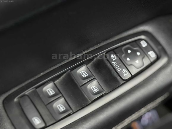 'Otobox' Renault Megane 1.5 DCI Icon